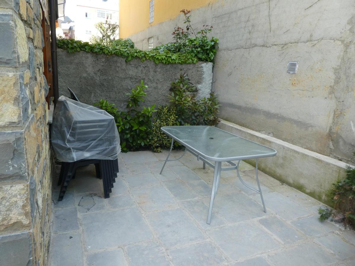 Villa Casa Con Jardin Frente Ciudadela Jaca Exterior foto